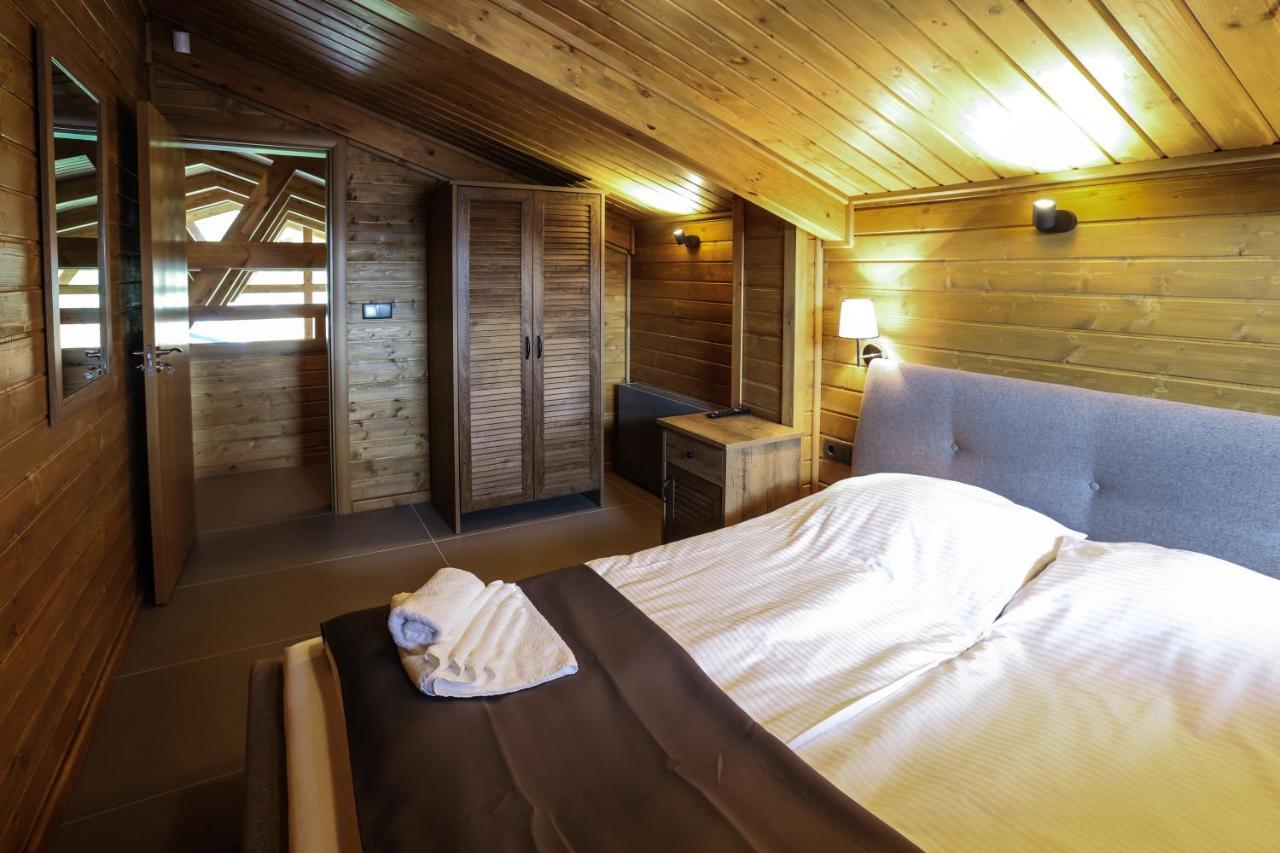 Mountain Hawk Park Villa Bansko Exterior photo