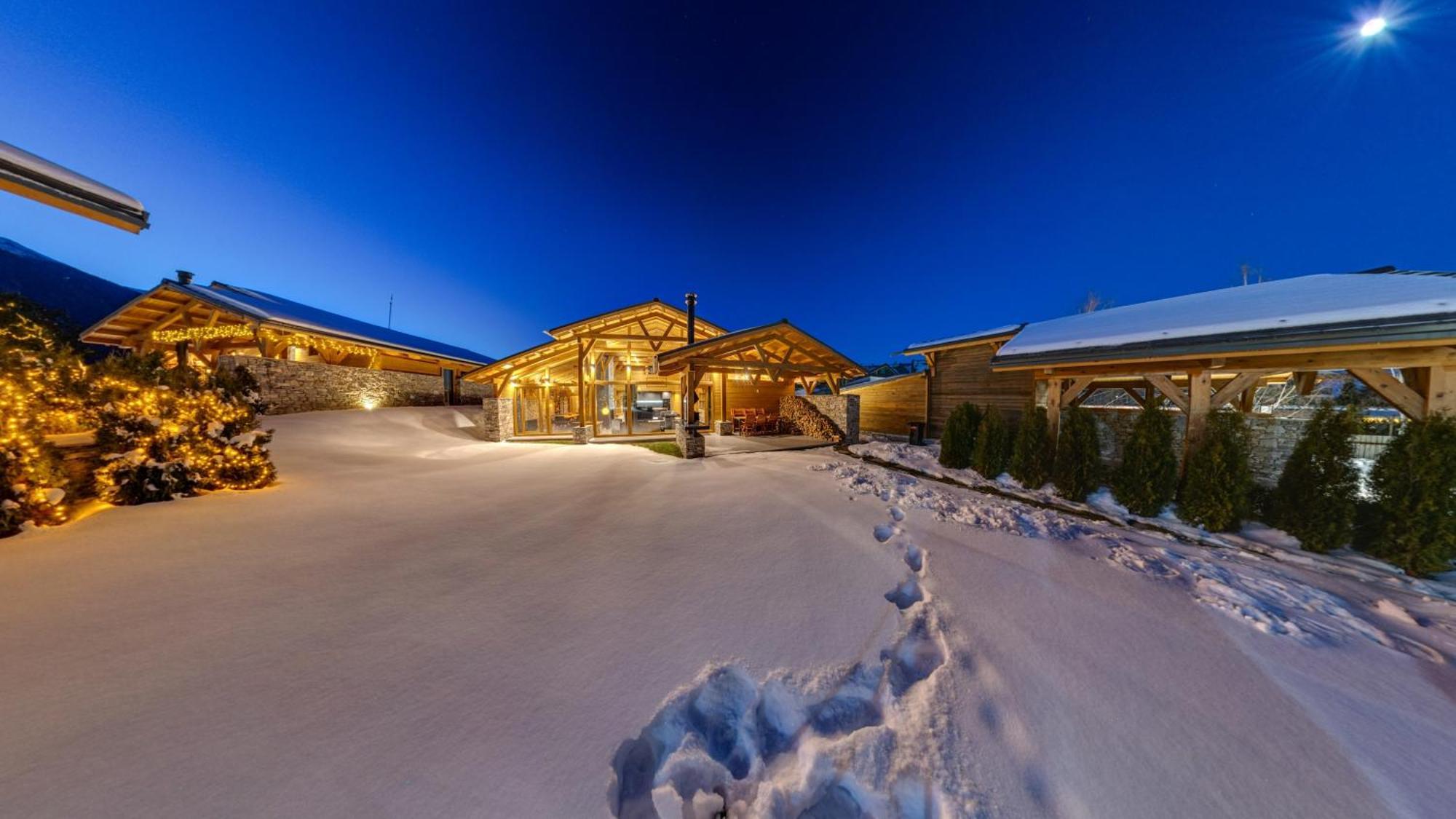 Mountain Hawk Park Villa Bansko Exterior photo